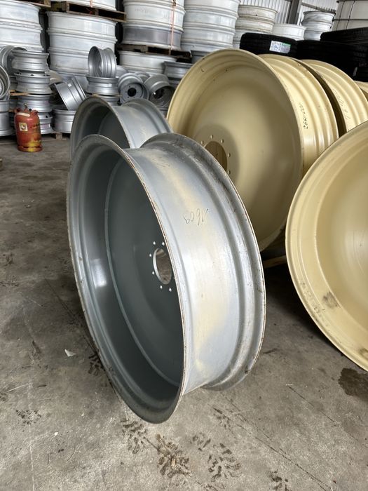 Vind jante tractor  de ocazie