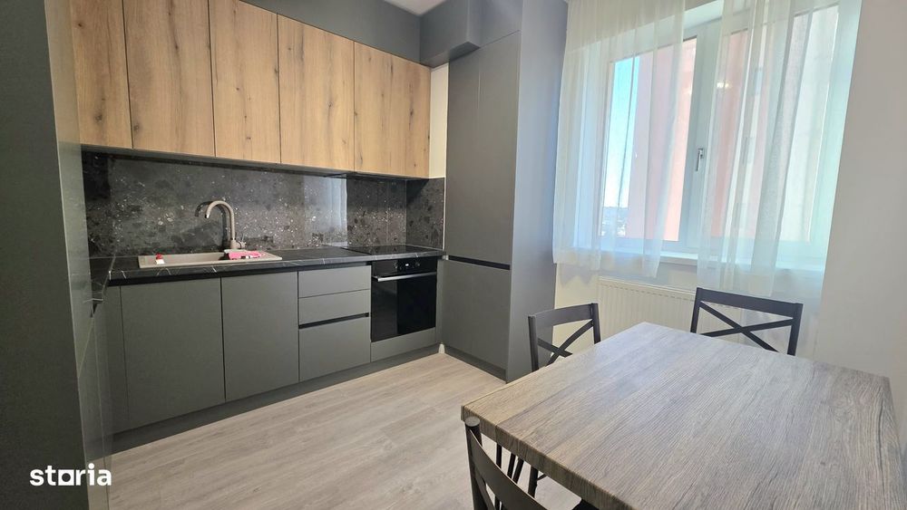Apartament 1 camera/ Prima închiriere 300 euro + 30 euro parcare.