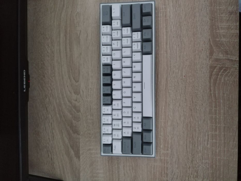 Vând Laptop ultraportabil HP 245 G8 folosit doar 5 luni!