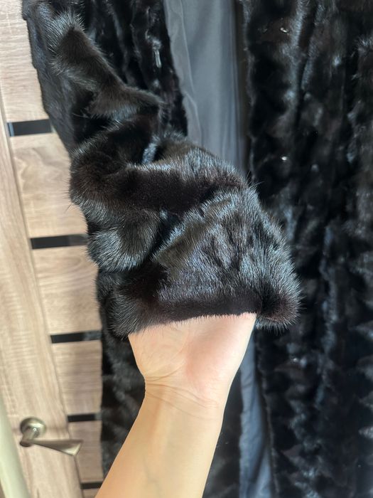 Продам норковую шубу