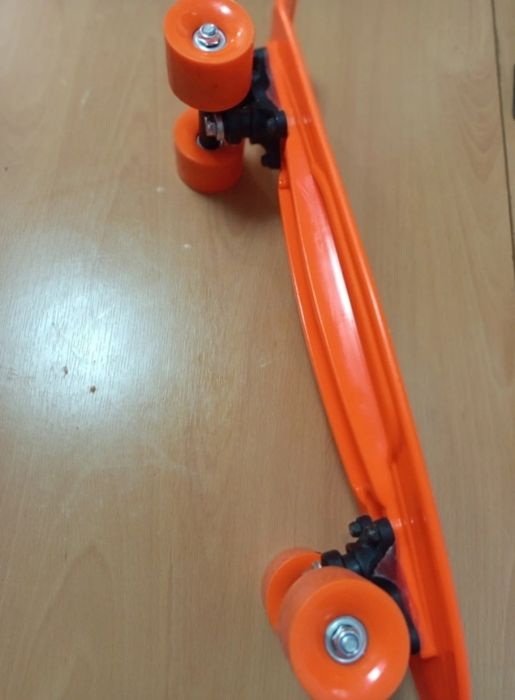Skateboard pentru copii
