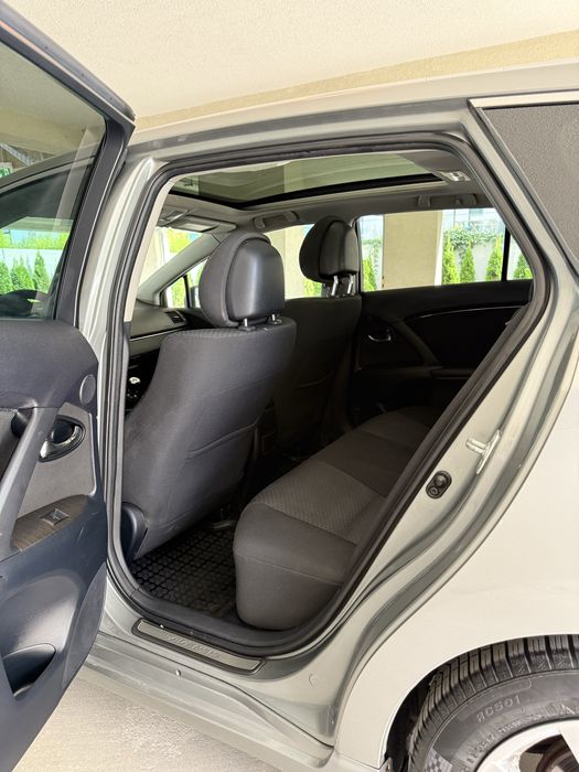 Toyota Avensis 2009 Euro 5 2.0 D-4D