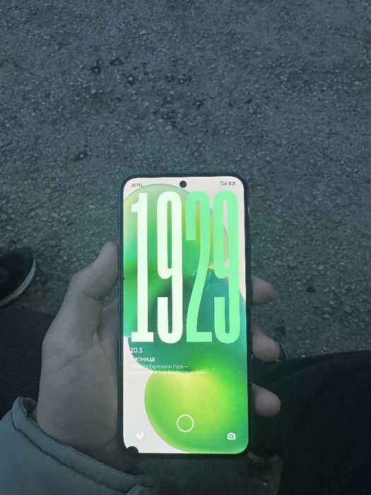 XIAOMI 13 продам либо обмен