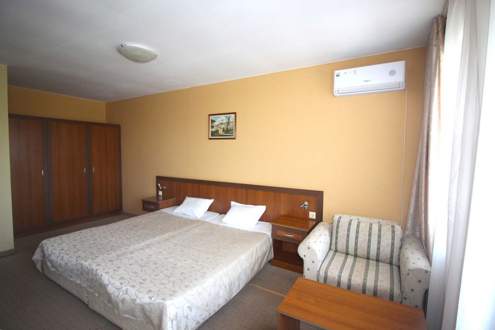 Хотел с басейн в с. Балани, общ. Габрово