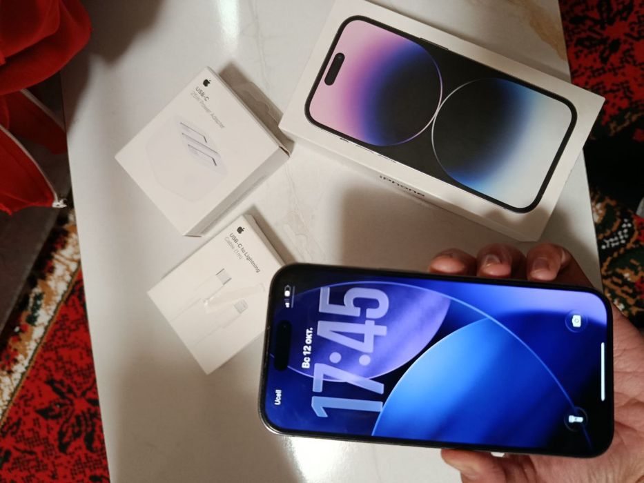 Iphone 14 pro . Ideal