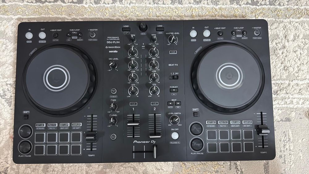 DJ Контроллер Б/У