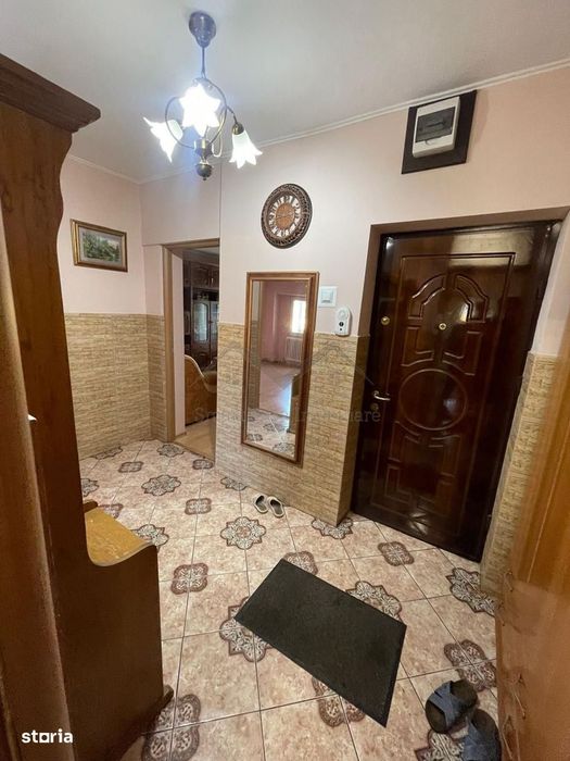 Apartament 2 camere decomandat Pacurari etajul 1