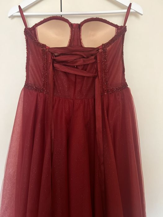 Дизайнерска рокля