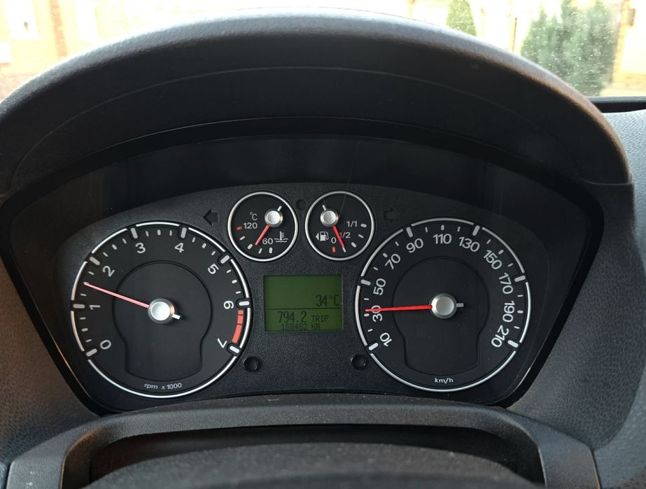 Fiesta Edition 1.3 benzină  Pe lanț  158400 KM  import recent germania