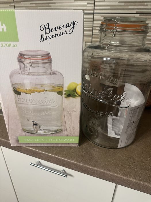 Vas pentru apa din sticla , cu robinet! Dozator!8 litri