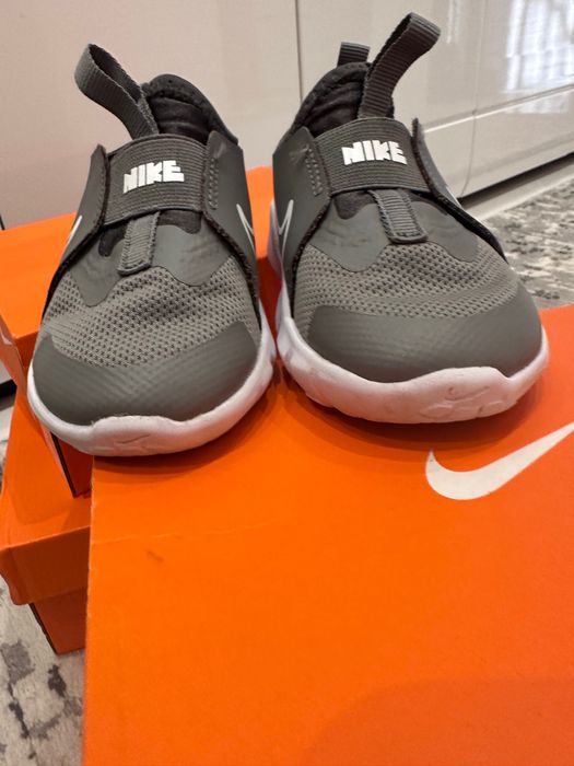 Маратонки Nike flex runner