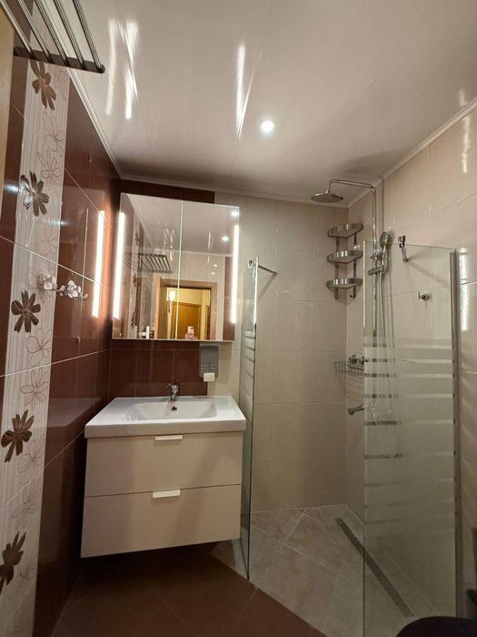 Тристаен, под наем, ж.к Овча Купел