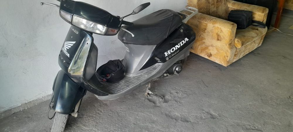 Продам скутор хонда