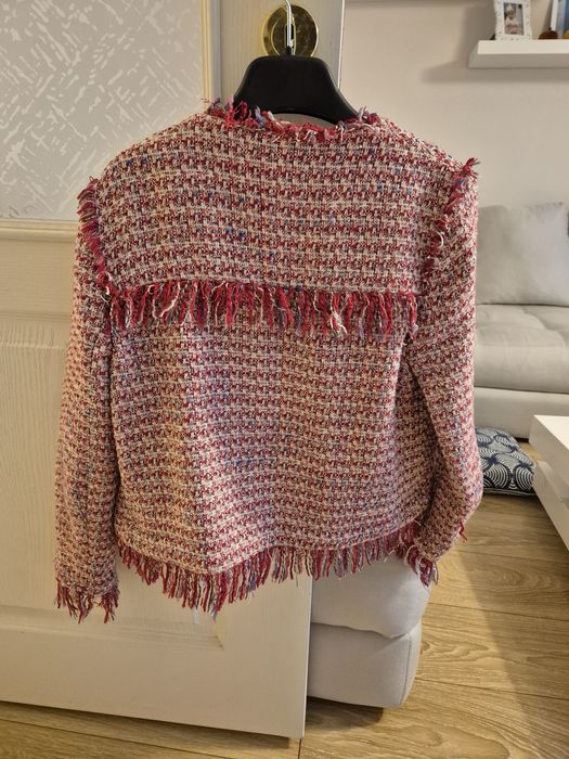 Zara Сако туид Zara