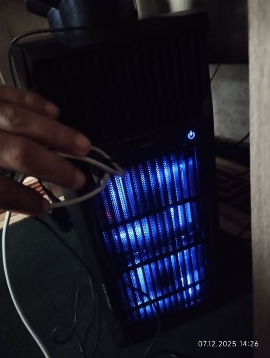 Kompyuter sotildi i7