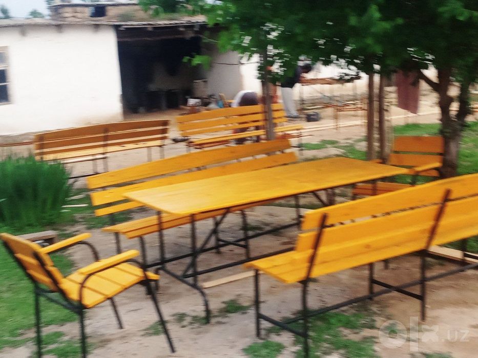 Uy bo'lar uchun Dachinniy sto stullar