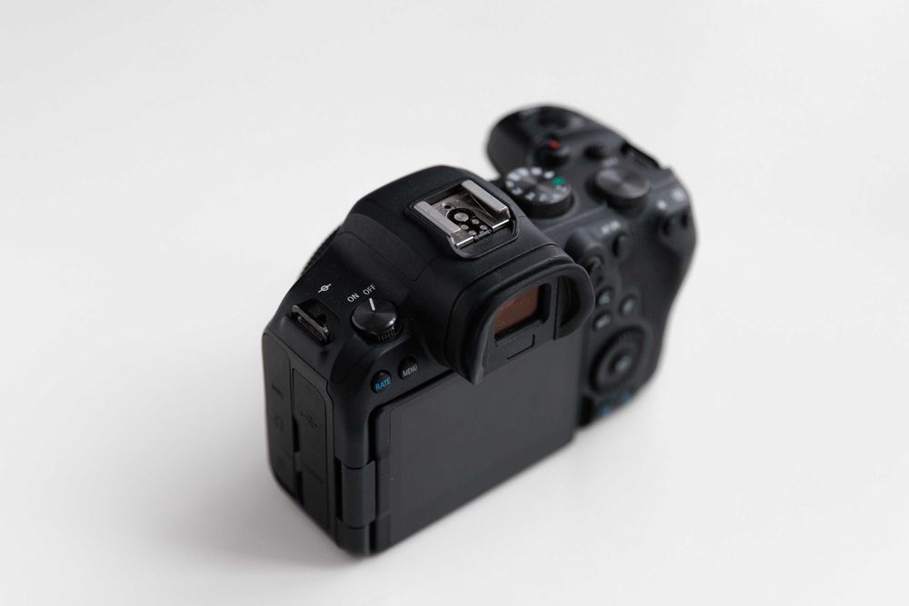 Canon R6 Body продам