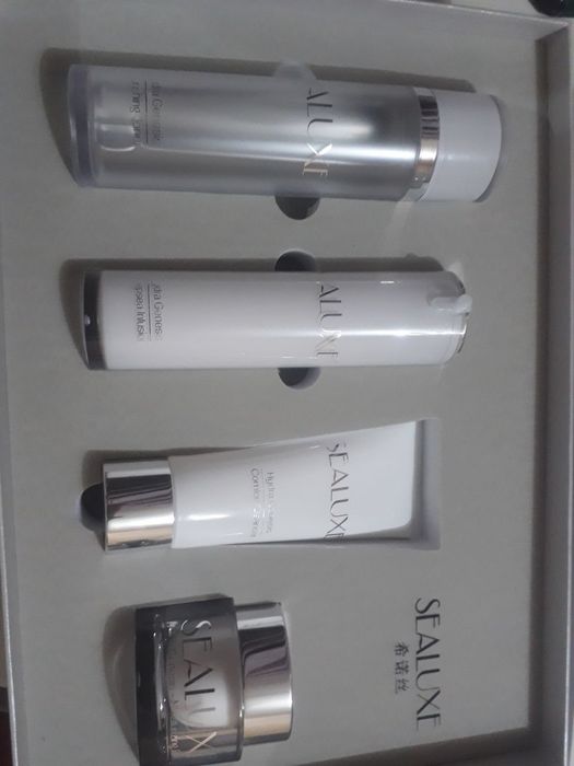 Sealuxe nabor yuz uchun uhodoviy nabor