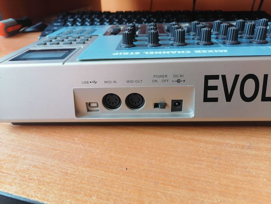 USB/MIDI контролер