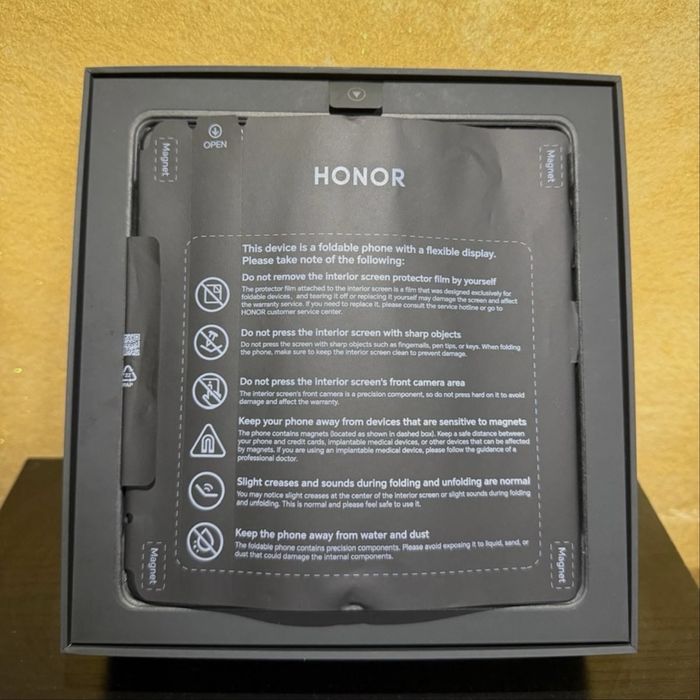Honor Magic V5.