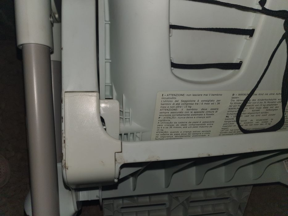 Scaun de masa Chicco Polly Easy ATENTIE!