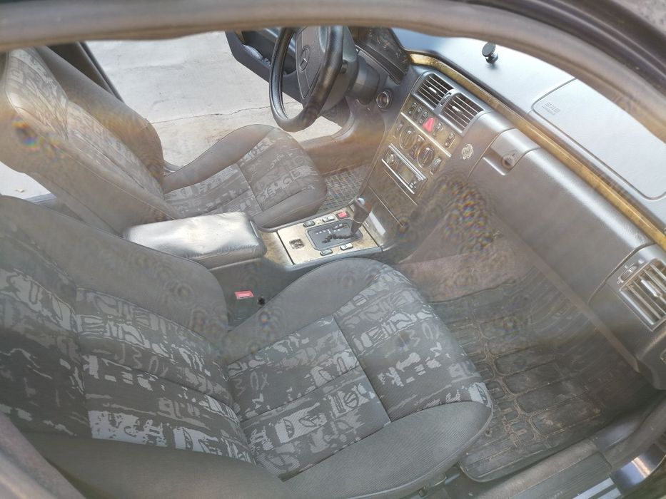 Легковой автомобиль