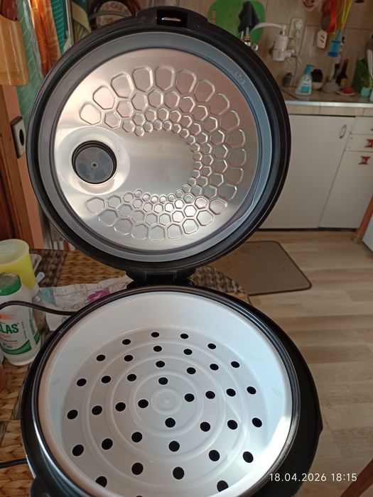 Многофункционална тенджера-Мултикукър 5 литра на Esperanza