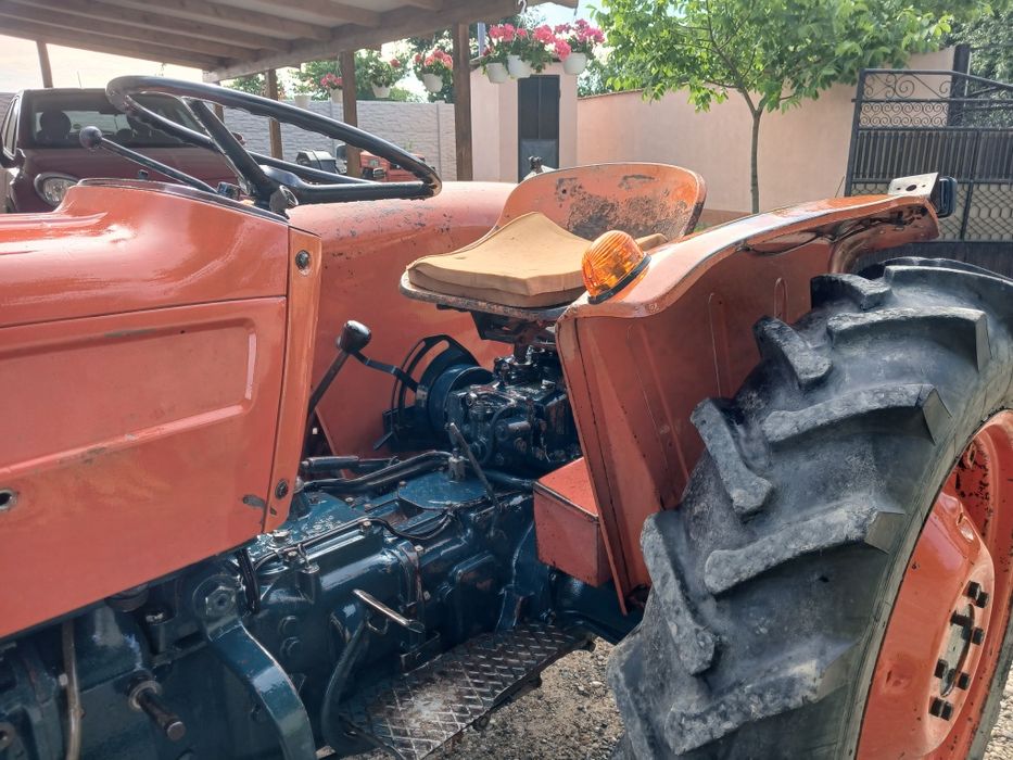 Vând tractor Fiat 315 35 cp adus recent Italia