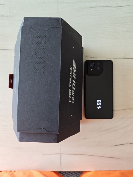 Rog Phone 8 Pro 16ram/512 gb