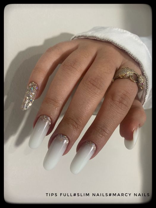 Locuri libere !!!Unghii tehnice cu gel si oja semi