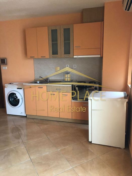 Дава се под наем Едностаен апартамент в Варна, Червен площад - 48 кв.м за 378.93 € - Снимка #1