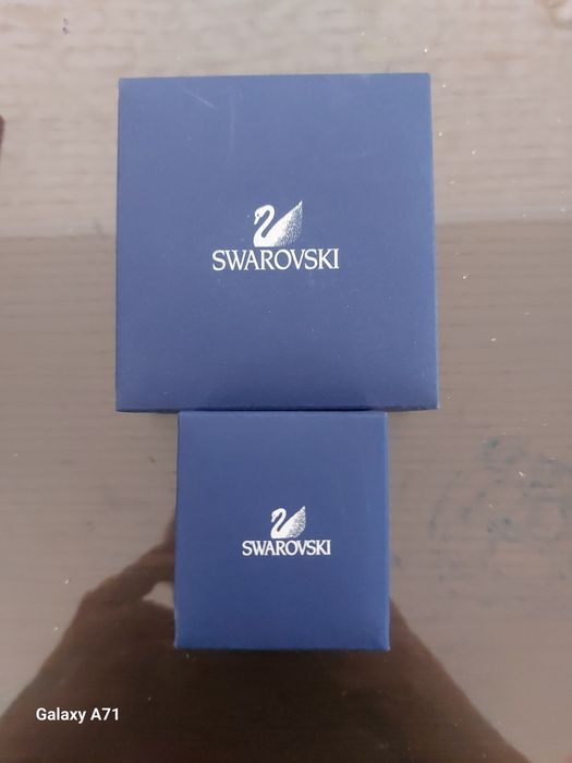 Продам кольцо  Swarovski original