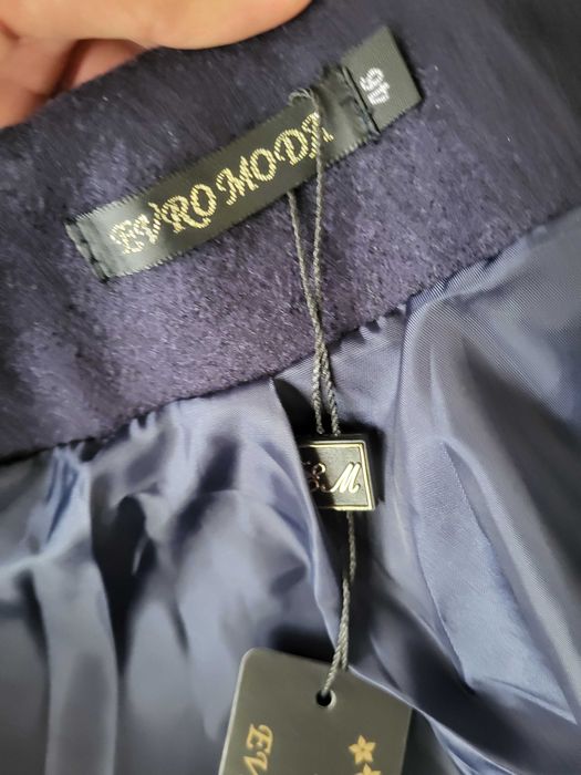 Продам пальто новое