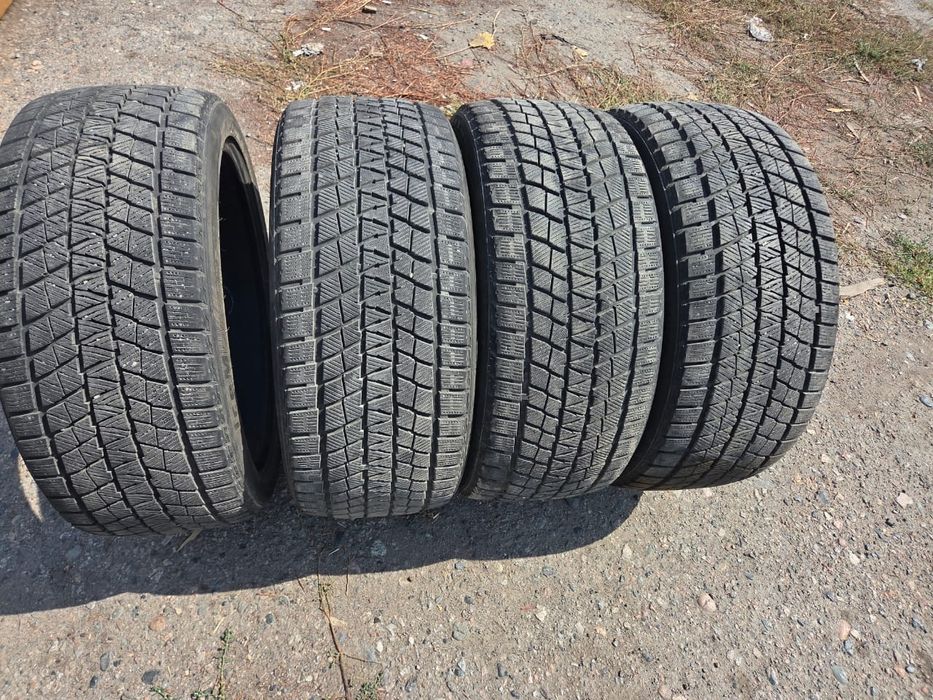 Продам балоны на машину