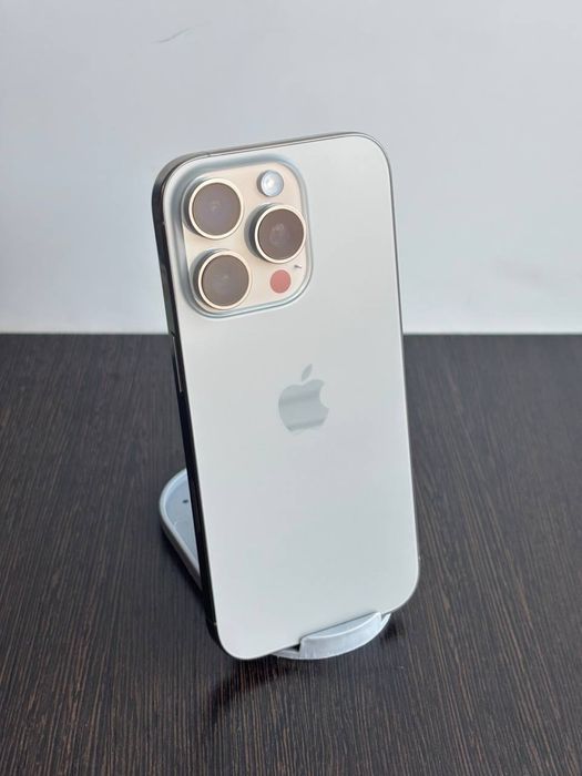 Продам айфон 16 про iphone 16pro