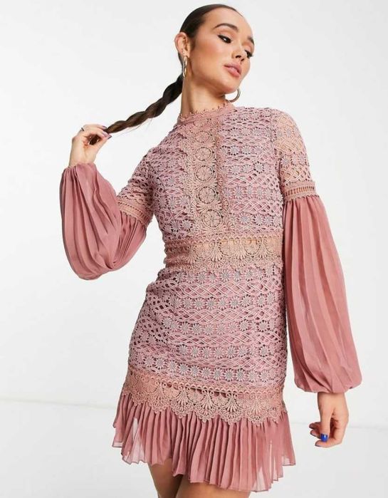 Asos официална рокля s нова с етикет
