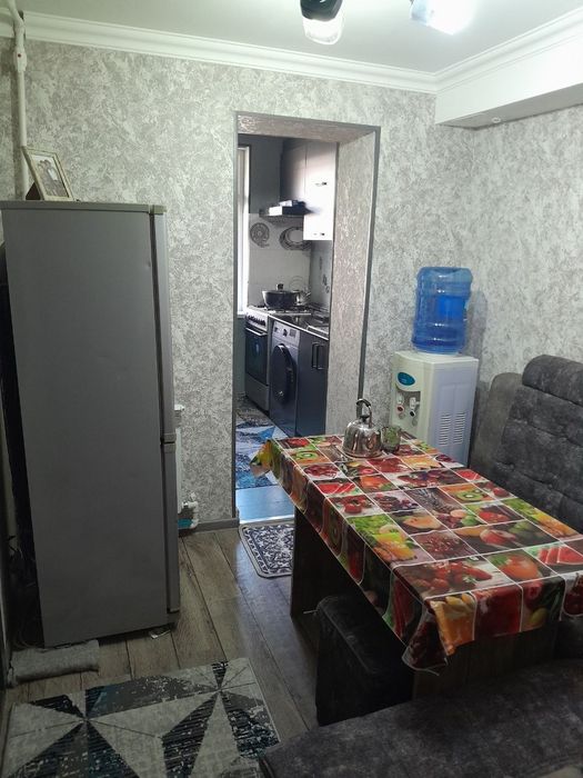 Продаётся квартира 1 комнатная переделанная в 3 комнатную