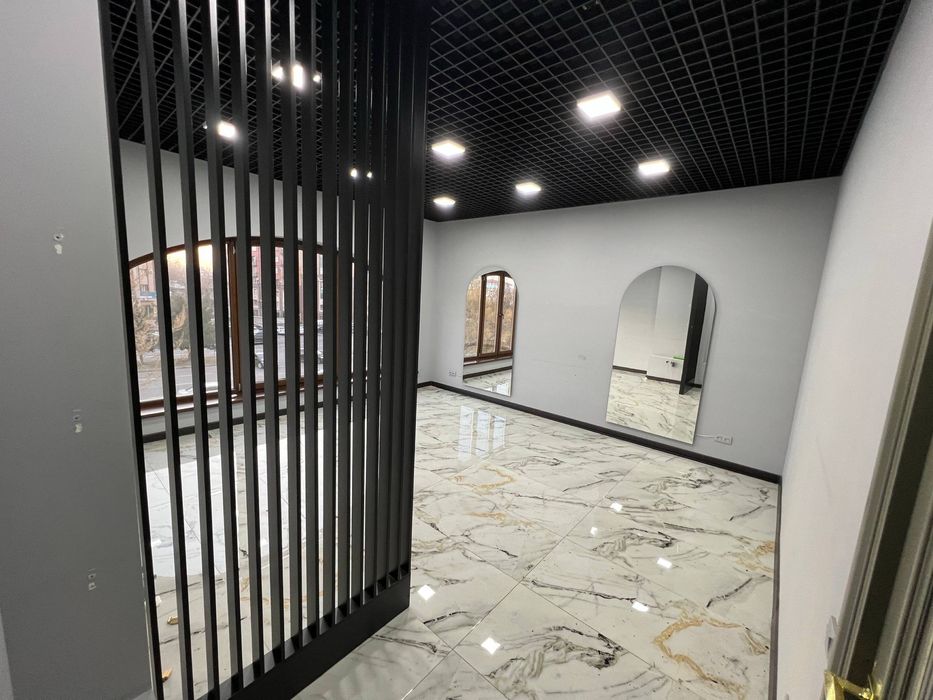 Аренда Под Офис или Салон Алайский! 28м2 Вдоль Дороги! 600$