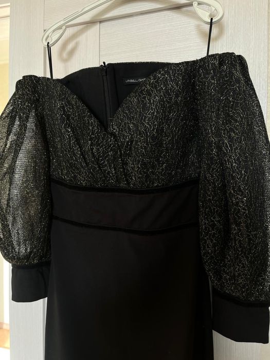 Платье в отличном состояни