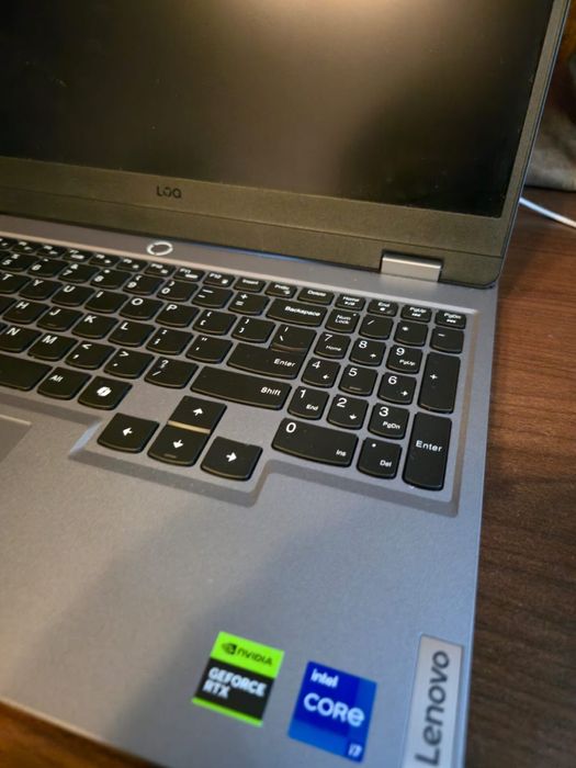 Laptop Gaming Lenovo LOQ 15IRX9