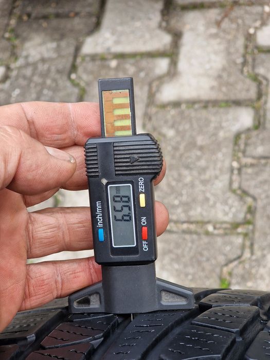 225 65 17 Nokian 2бр