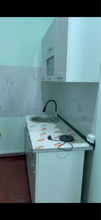 Ижарага уй берилади пабеда 2 хона 200& лубойга