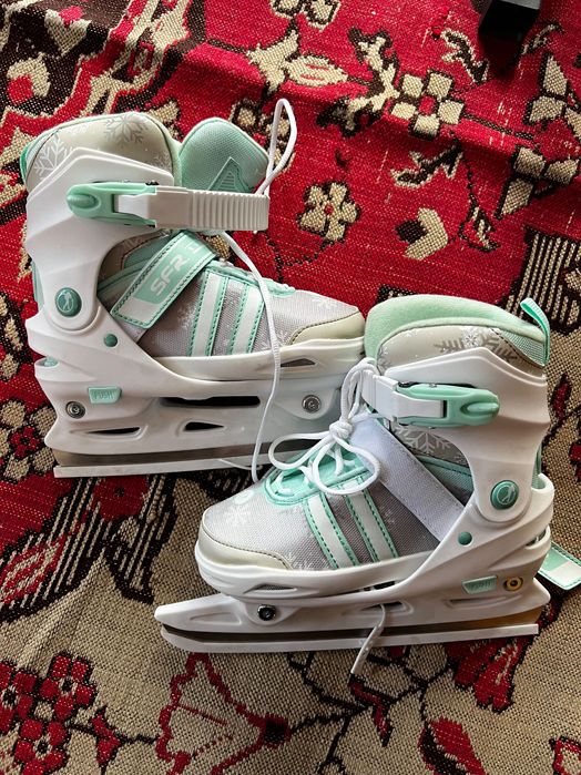 Кънки за лед / хокей CCM Proformance 37номер