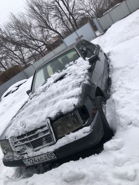 Продам Мерседес w124