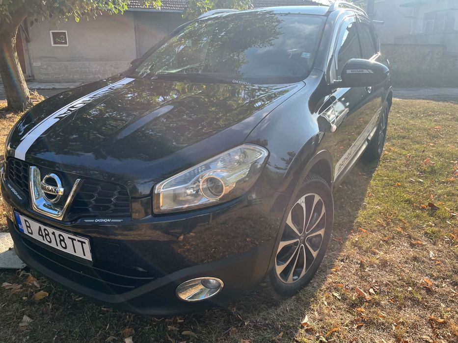 Продавам Nissan Qashqai 2.0 DCI