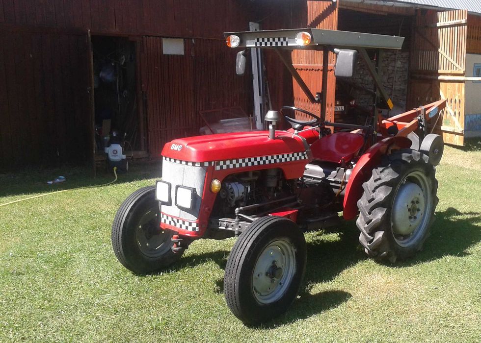 Tractor BMC Nuffield MINI 9/16 + plug, cositoare, lama