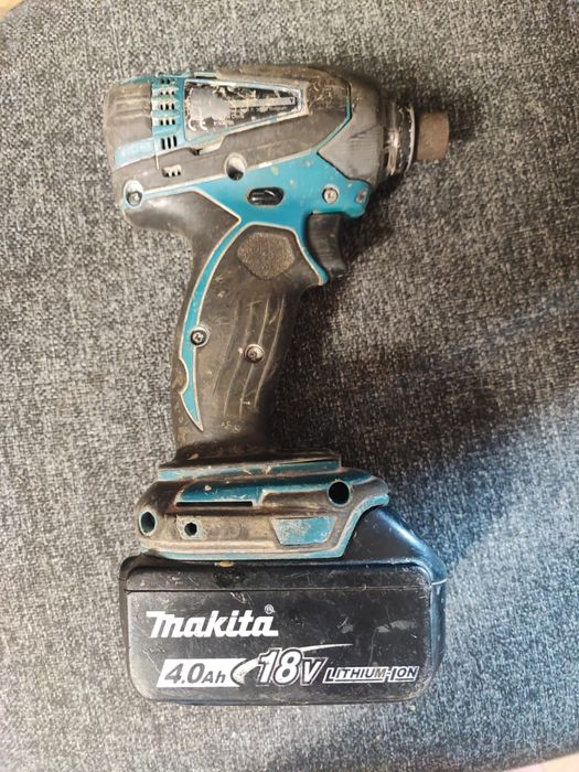Makita impact cu acumulator. DEFECT