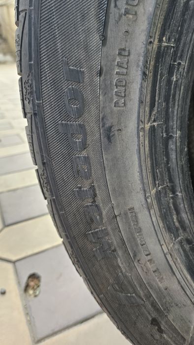 Зимние шины в хорошем состоянии