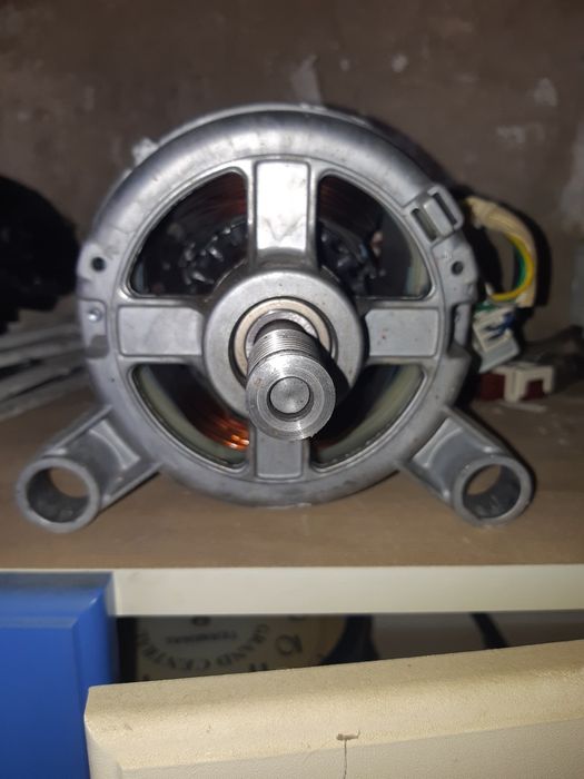 Электродвигатель для стиральной машины