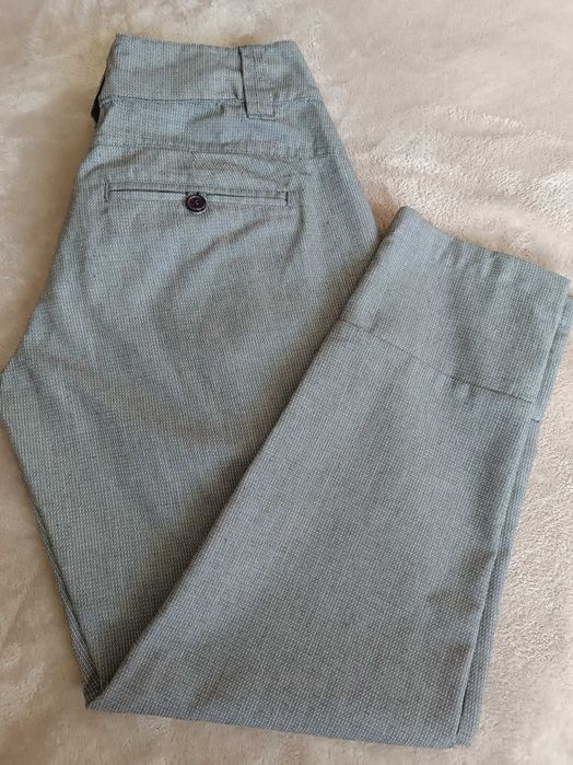 Дамски елегантен панталон 3/4, размер S/М